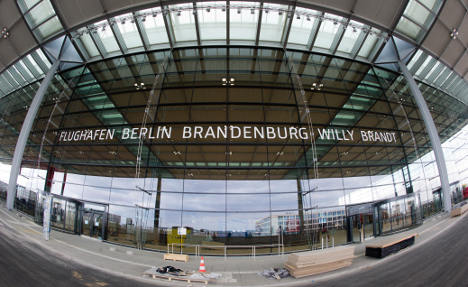 Air Berlin планирует подать иск на новый берлинский аэропорт