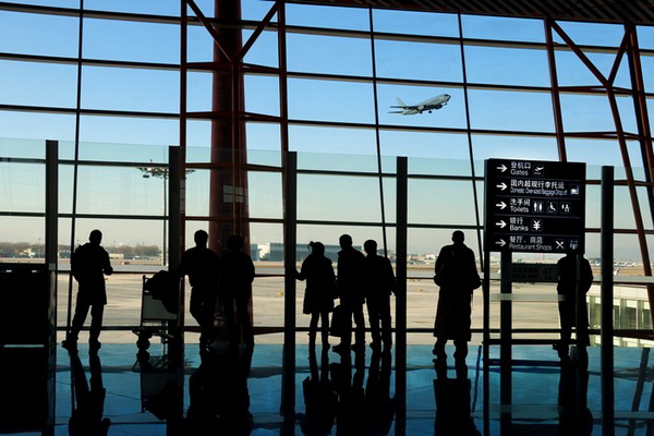Летние очереди и задержки вылетов обещает аэропорт Пулково