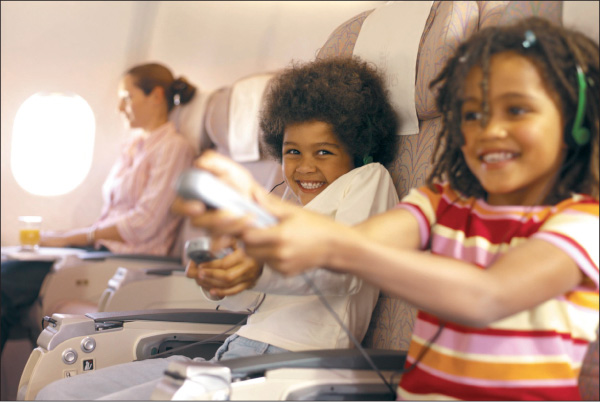 Новые игрушки для детей появятся в самолетах Emirates Airline