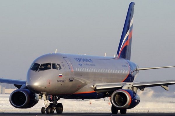 Sukhoi Superjet-100 совершил аварийную посадку в аэропорту Шереметьево