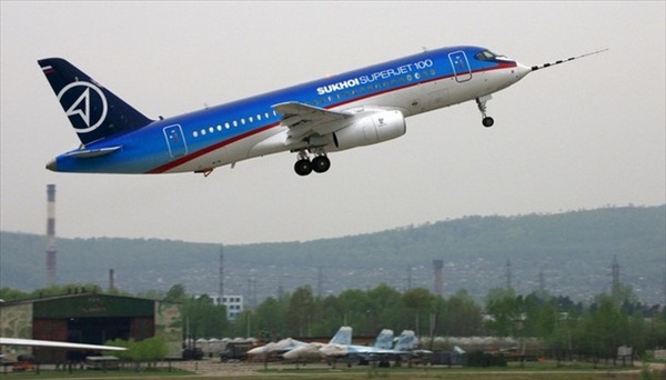 Superjet-100 обзавелись первым европейским заказчиком