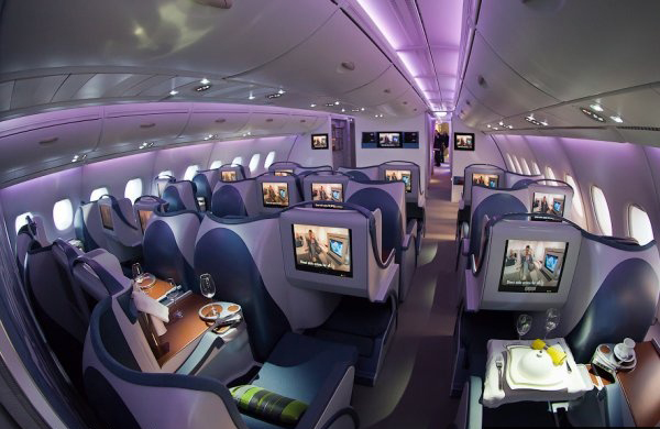 Сингапурские Авиалинии заказали оборудование для салона самолета у всемирно известных дизайн-бюро