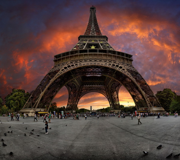 Франция занимает первую строчку рейтинга в сфере привлечения туристов
