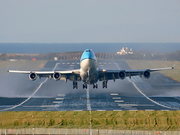 Авиакомпания KLM и корпорация Boeing оптимизируют авиаперелеты