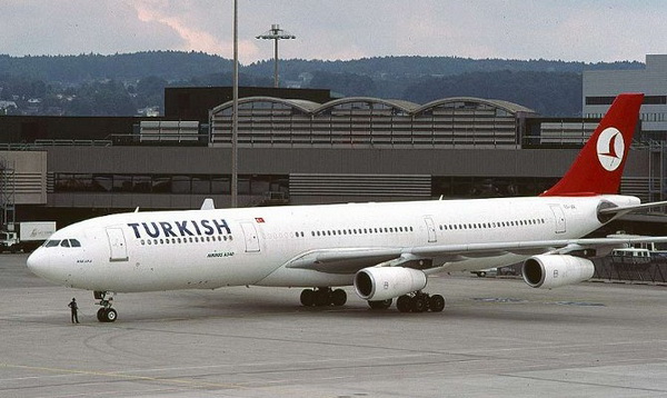 В аэропорту Стамбула задержали вылет пассажирского самолета из-за угрозы взрыва