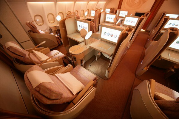 Лучшим в мире первым классом по версии SkyTrax признано качество сервиса у Etihad Airways